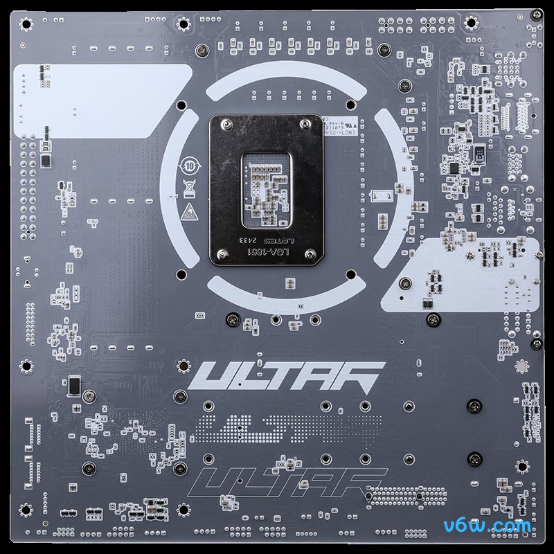 七彩虹iGame B860M ULTRA V20主板图片