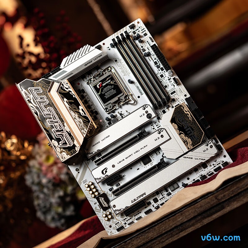 七彩虹iGame Z790D5 Loong Edition V20主板图片