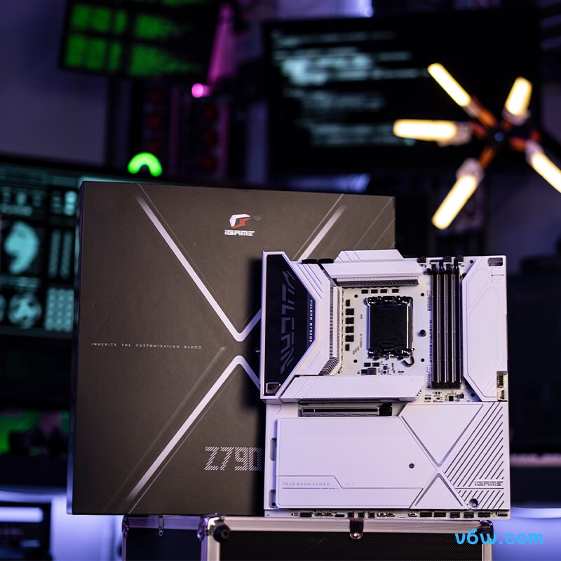 七彩虹iGame Z790D5 VULCAN  W V20主板图片