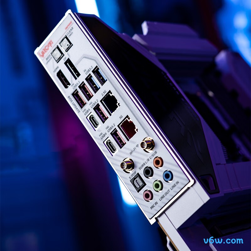 七彩虹iGame Z790D5 VULCAN  W V20主板图片