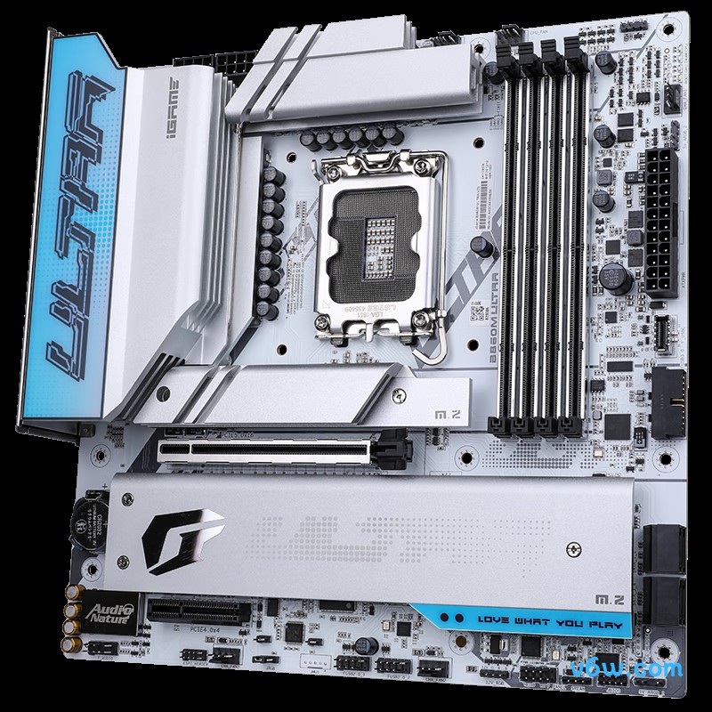 七彩虹iGame B860M ULTRA V20主板图片