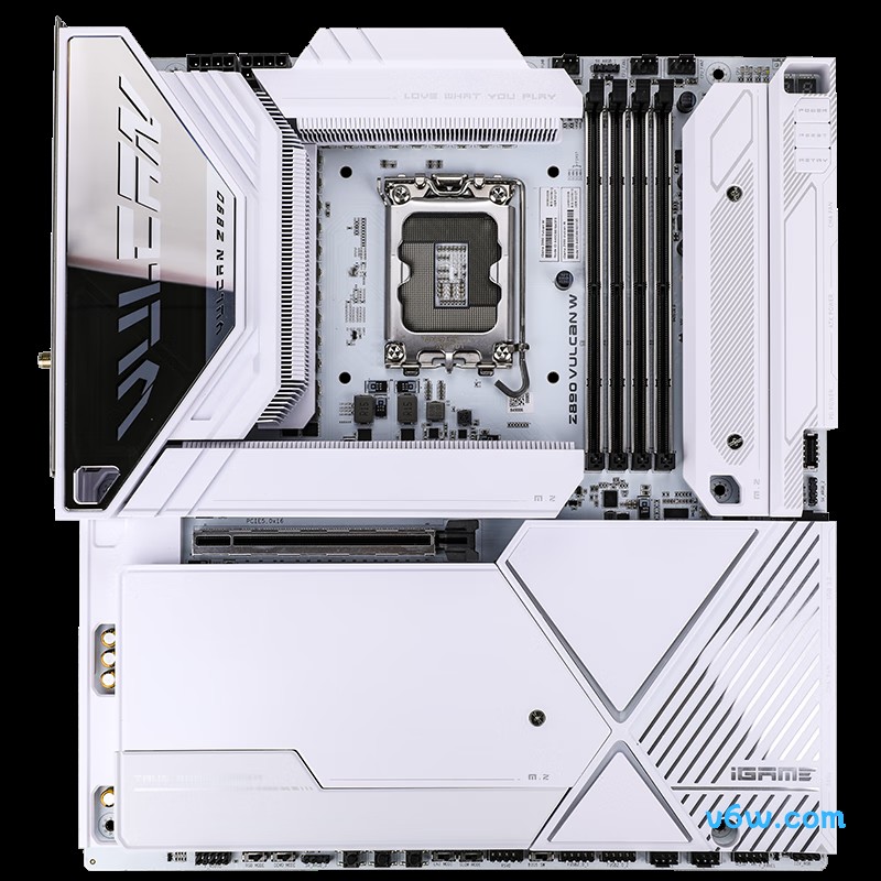 七彩虹iGame Z890 VULCAN W V20主板图片